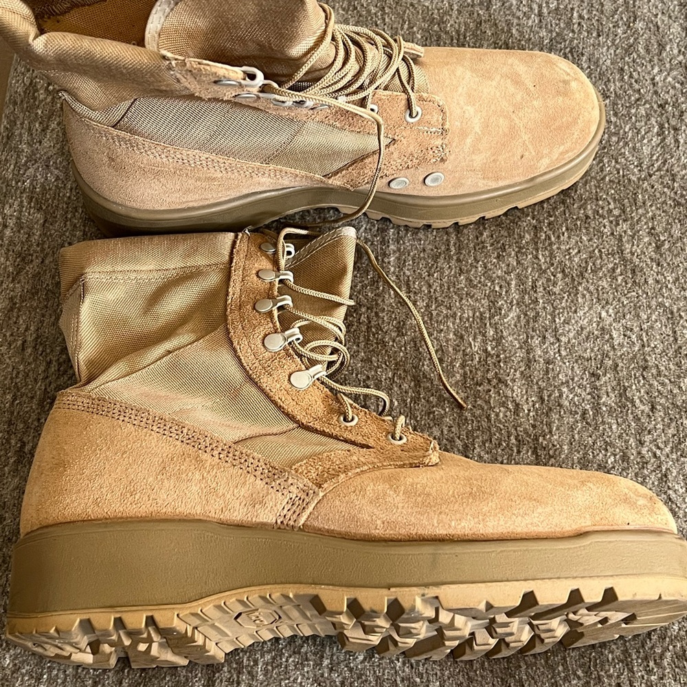 Mens Combat Boots - Size 10.5 Used - Worn Once. Great Condition